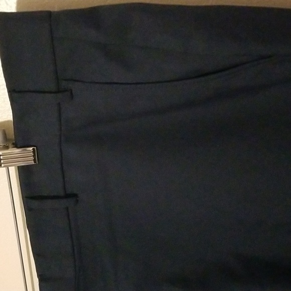 Maus & Hoffman Shorts Cream Off White 38 Flat Front - Picture 2 of 4